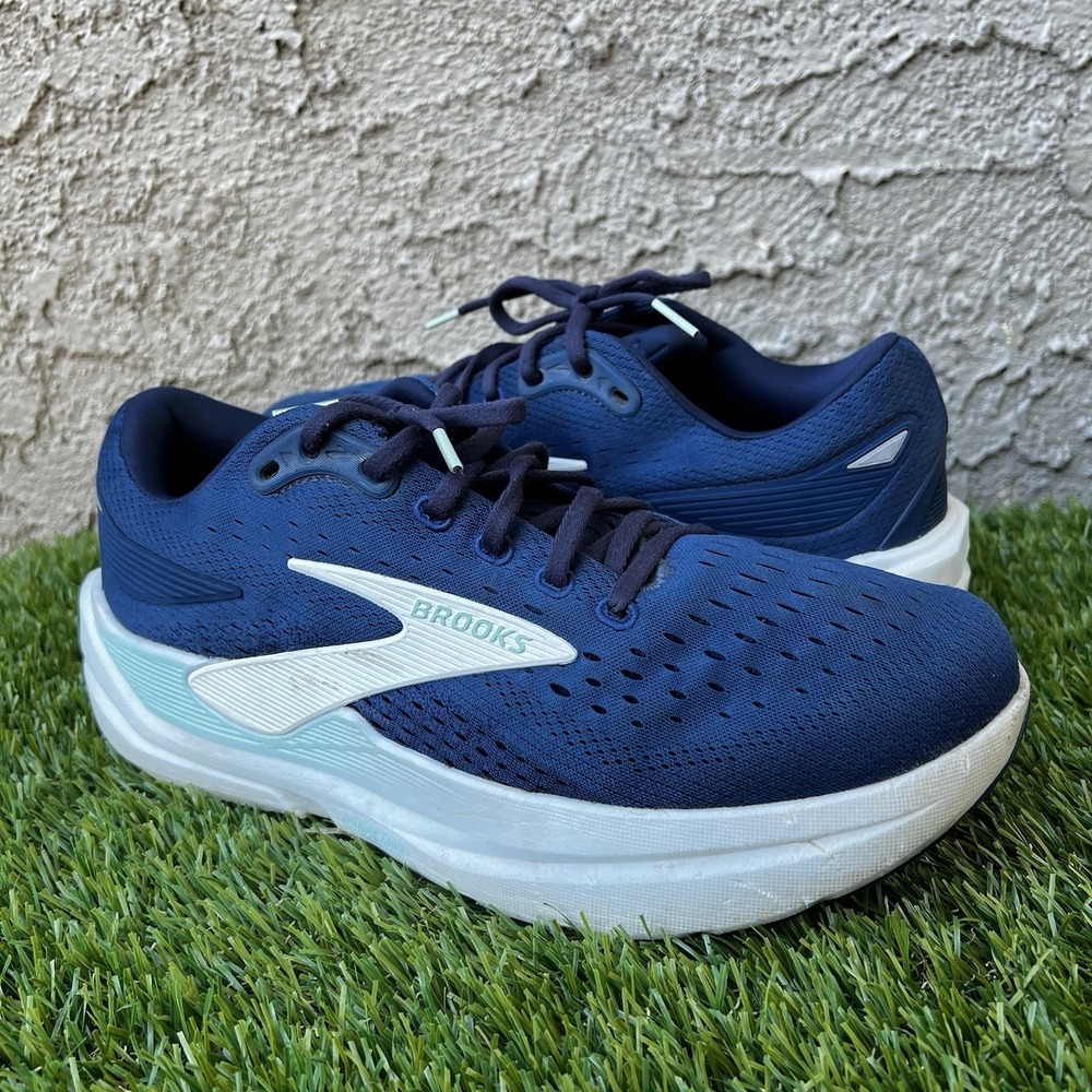 Brooks Shoes Women Size 11 Wide Ghost Max 3, Navy/Peacoat/Clearwater